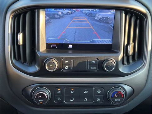 Used 2020 Chevrolet Colorado Z71 image 14