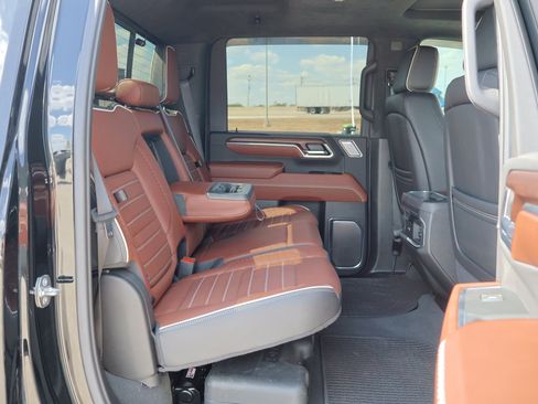 Used 2024 GMC Sierra 2500 Denali Ultimate w/ Max Trailering Package image 39