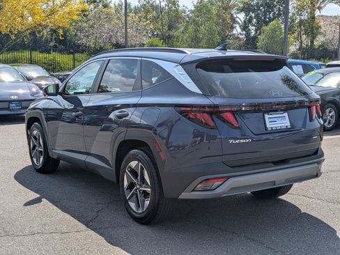 Certified 2025 Hyundai Tucson SEL AWD/4WD image 5