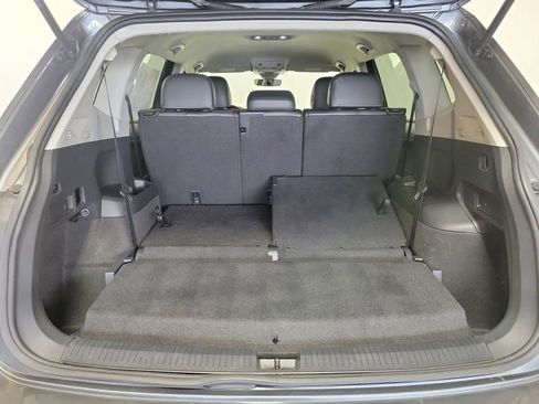 Used 2023 Volkswagen Tiguan SE FWD image 26