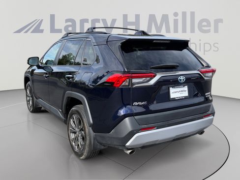 Used 2023 Toyota RAV4 Limited AWD/4WD image 3