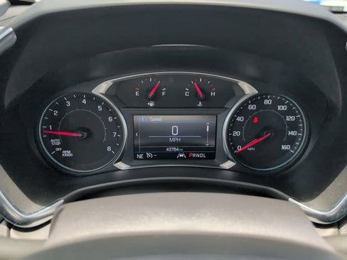 Used 2024 Chevrolet Equinox LT AWD/4WD image 15
