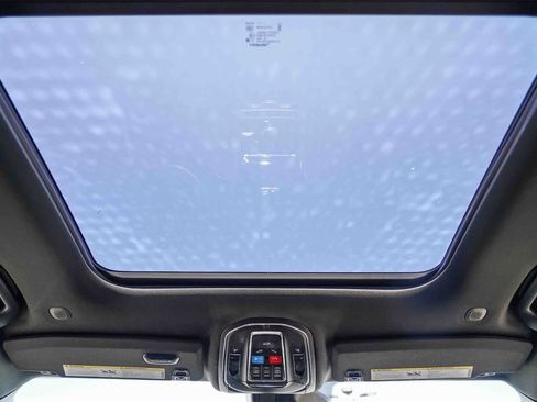 New 2025 Jeep Grand Cherokee L Limited w/ Luxury Tech Group II image 18