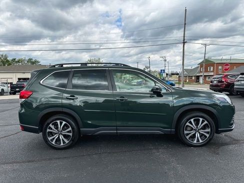 Used 2023 Subaru Forester Limited image 9