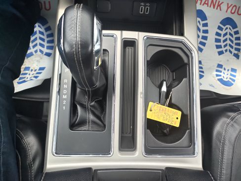 Used 2016 Ford F150 Lariat w/ Equipment Group 502A Luxury AWD/4WD image 15