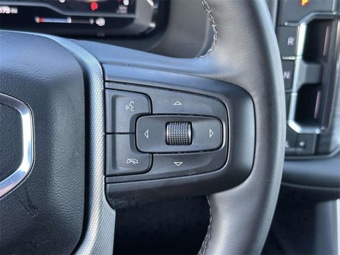 Used 2023 GMC Yukon Denali image 10