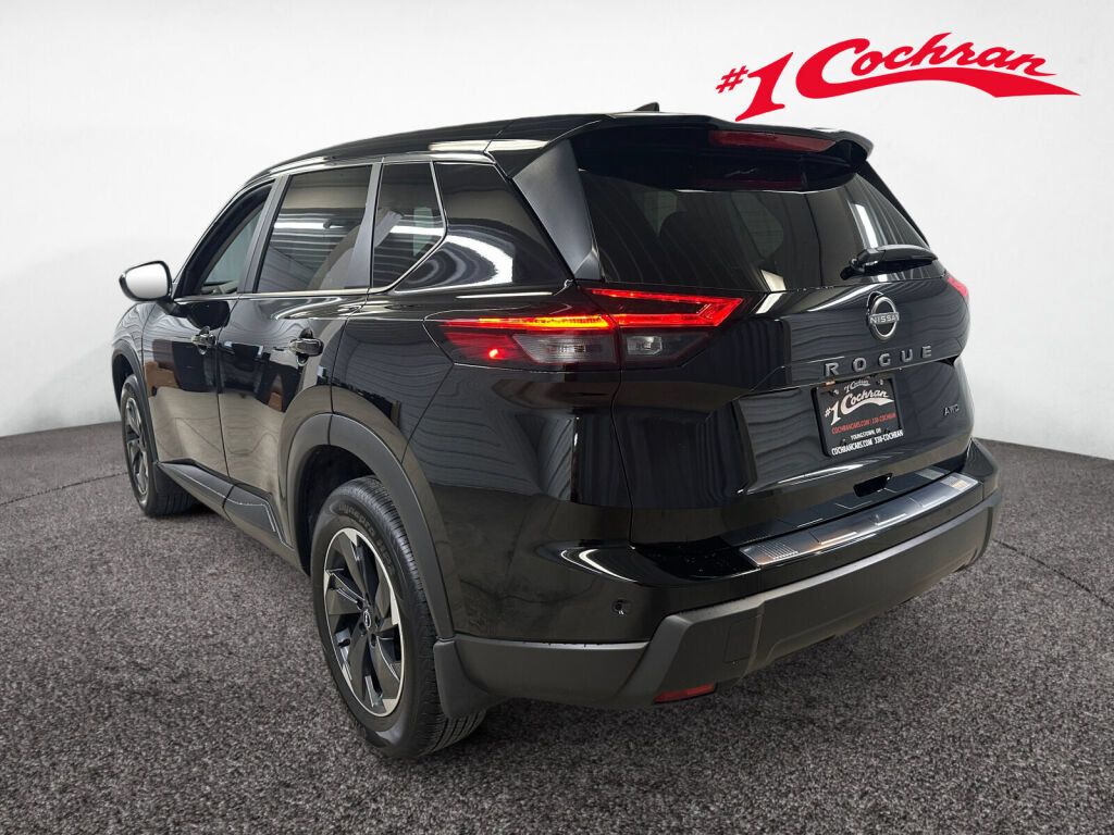 Used 2026 Nissan Rogue SV AWD/4WD image 22