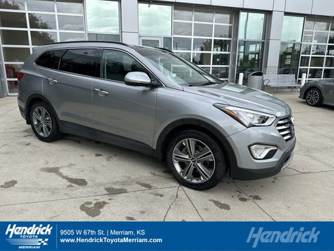 Used 2015 Hyundai Santa Fe Limited w/ Option Group 04 FWD image 1