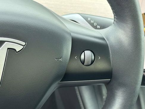 Used 2023 Tesla Model 3 Standard Range image 24
