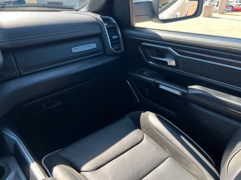 Used 2025 RAM 1500 Laramie image 10