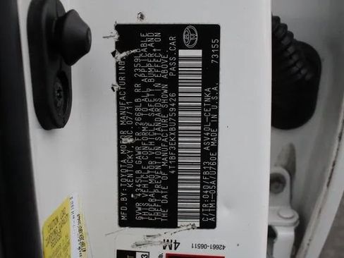 Used 2011 Toyota Camry LE w/ LE Extra-Value Pkg image 28