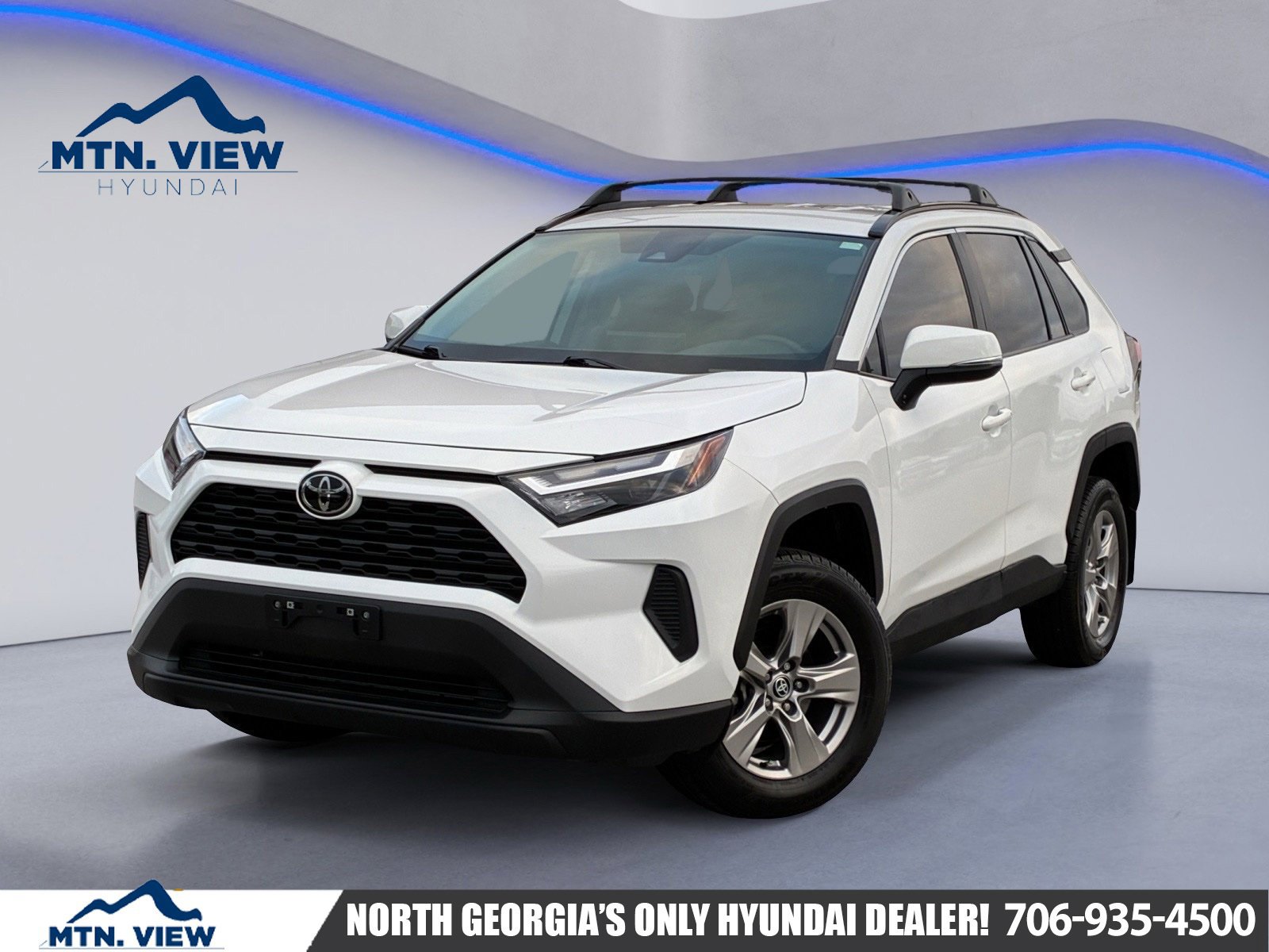 Used 2023 Toyota RAV4 XLE FWD image 1
