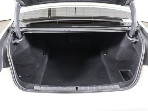 Used 2023 BMW 760i xDrive w/ Parking Assistance Package image 22