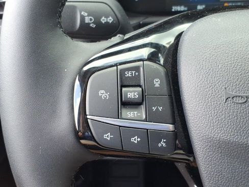 New 2024 Ford Escape SE image 22