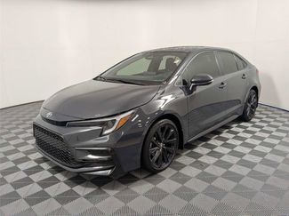 Used 2025 Toyota Corolla SE video 2