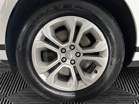 Used 2020 Land Rover Range Rover Evoque S image 14