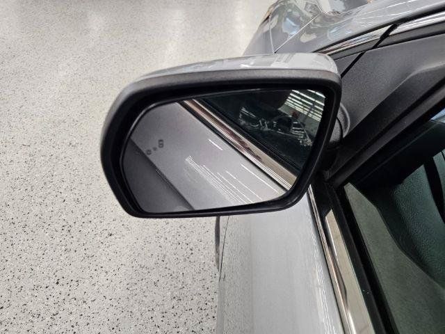 Used 2024 Ford Edge SEL AWD/4WD image 39