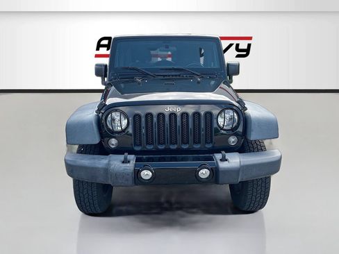 Used 2015 Jeep Wrangler Unlimited Sport w/ Connectivity Group AWD/4WD image 2