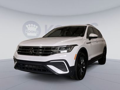 Used 2024 Volkswagen Tiguan SE