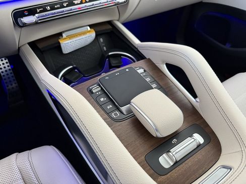 New 2026 Mercedes-Benz GLS 450 4MATIC image 23