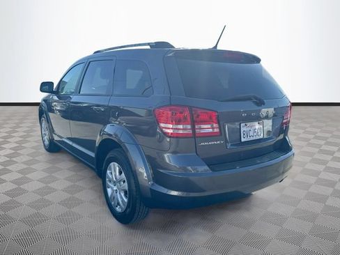 Used 2018 Dodge Journey SE FWD image 5