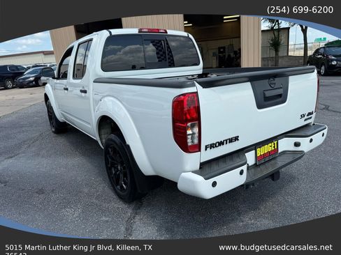 Used 2019 Nissan Frontier SV w/ Value Truck Package AWD/4WD image 7