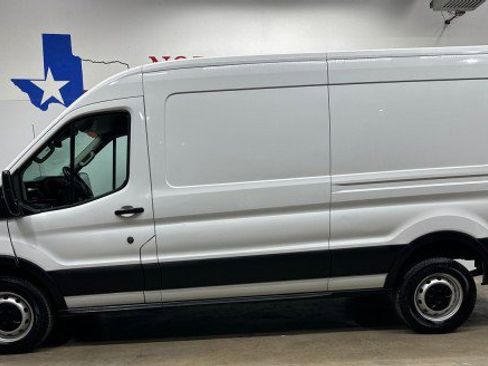 Used 2021 Ford Transit 250 Medium Roof w/ Parcel Delivery Package image 10