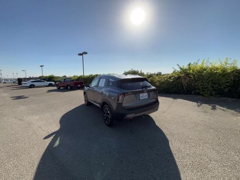 Used 2026 Nissan Kicks SV w/ Cold Weather Package AWD/4WD image 11