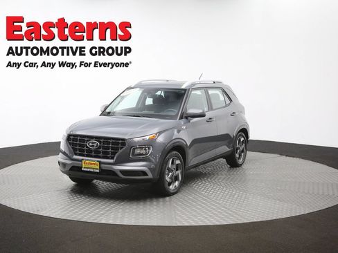 Used 2025 Hyundai Venue SEL FWD image 54