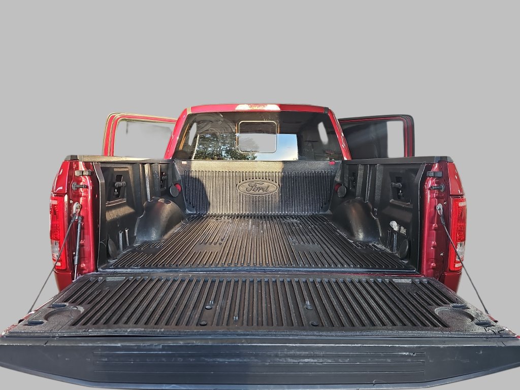 Used 2016 Ford F150 XLT w/ Equipment Group 302A Luxury AWD/4WD image 15