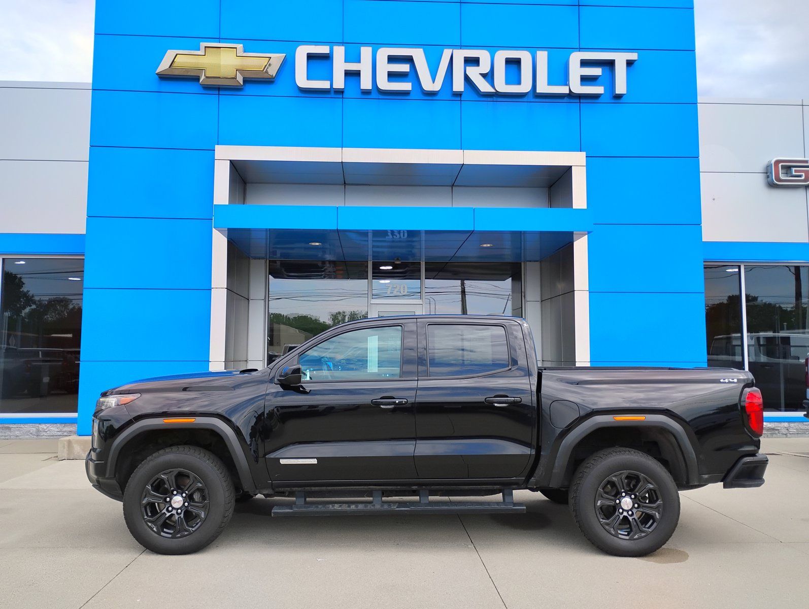 Used 2023 GMC Canyon Elevation AWD/4WD image 12