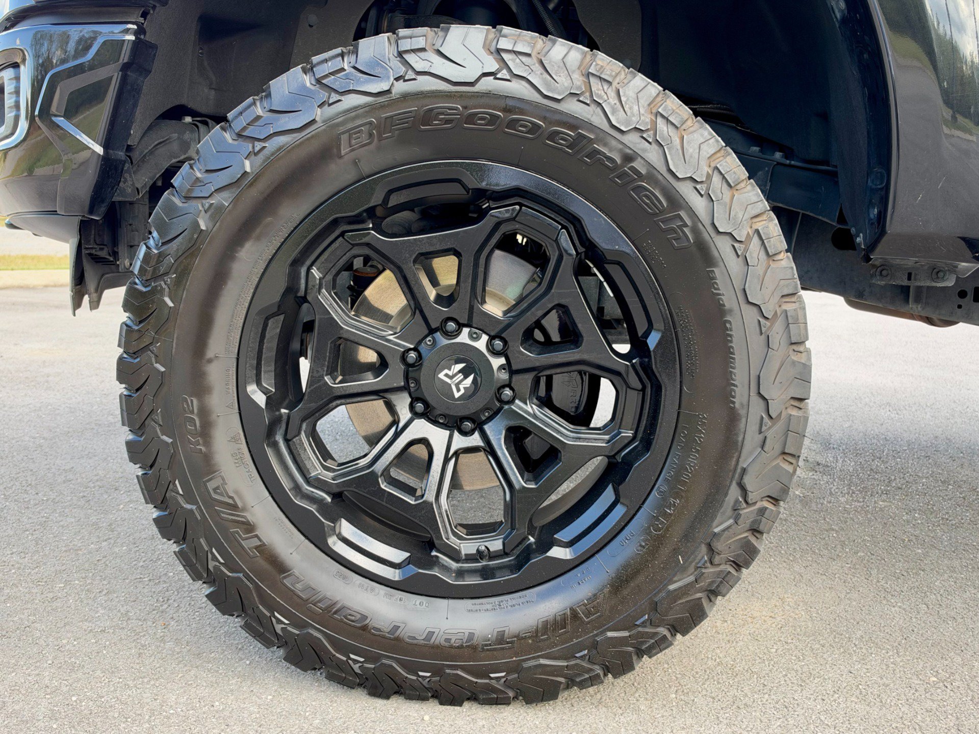 Used 2025 Ford F150 STX w/ Equipment Group 200A AWD/4WD image 51