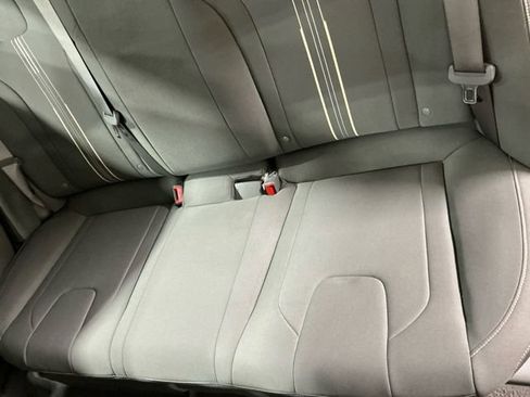 Used 2025 Hyundai Elantra Sport image 13