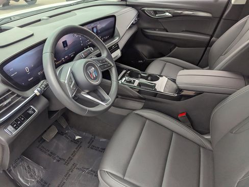 Used 2025 Buick Envision Preferred image 27