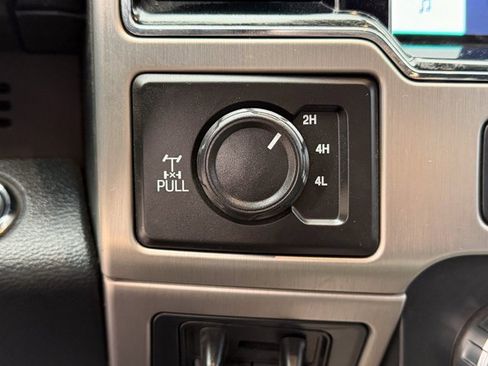 Used 2022 Ford F250 Platinum w/ FX4 Off-Road Package image 13
