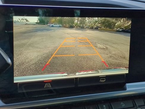 Used 2022 GMC Sierra 1500 Elevation image 20