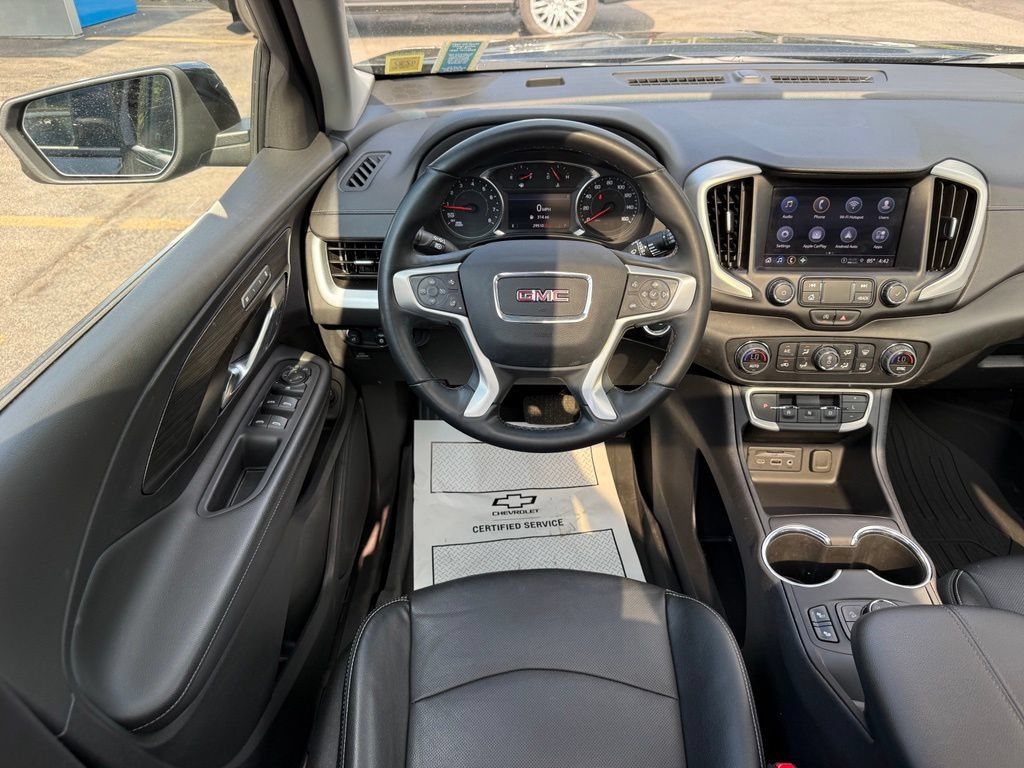 Used 2023 GMC Terrain SLT w/ Elevation Edition AWD/4WD image 9