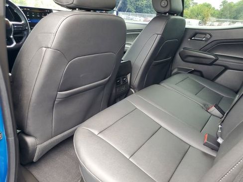 Used 2023 Chevrolet Colorado LT w/ LT Convenience Package III RWD image 12