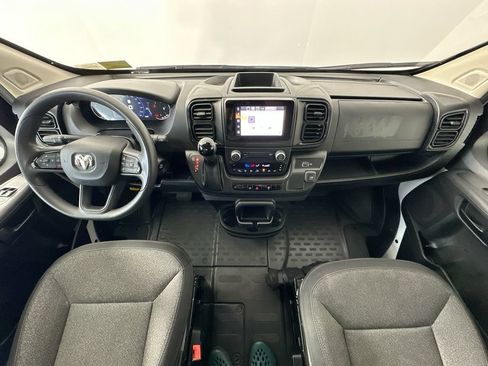Used 2025 RAM ProMaster 2500 w/ U-Haul Equipment Group FWD image 10