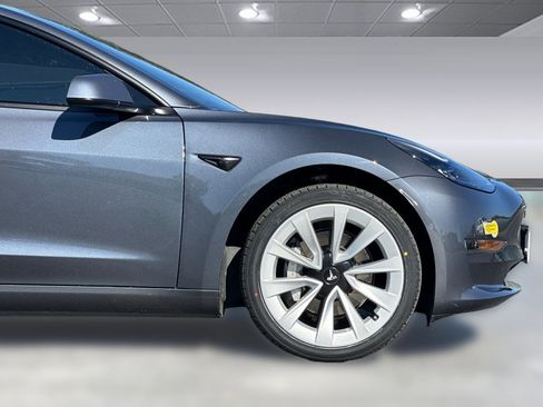 Used 2022 Tesla Model 3 Long Range image 33