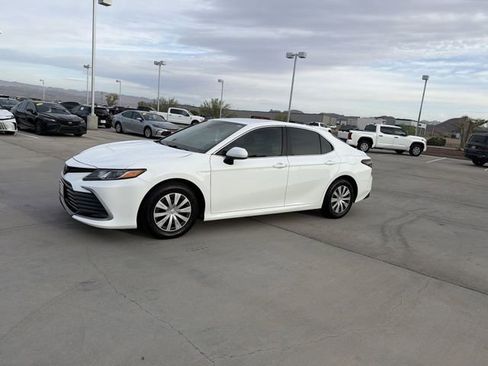 Certified 2022 Toyota Camry LE FWD image 8