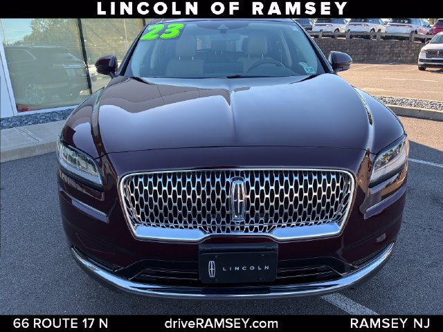 Used 2023 Lincoln Nautilus Reserve AWD/4WD image 12