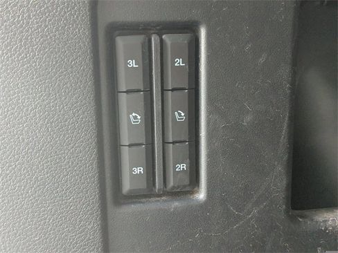 Used 2021 Ford Expedition XLT image 14