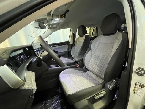 New 2026 Volkswagen Tiguan S AWD/4WD image 10