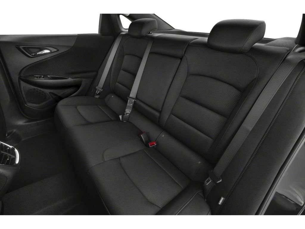 Used 2025 Chevrolet Malibu LT FWD image 8