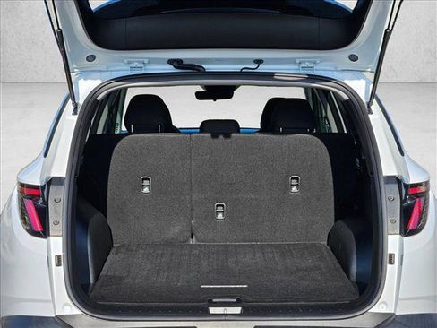 Used 2022 Hyundai Tucson SEL FWD image 6