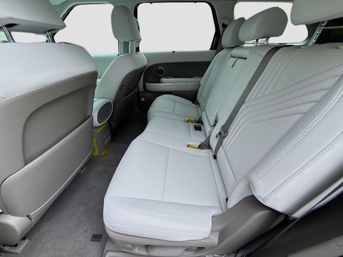 New 2026 Hyundai Palisade SEL Premium FWD image 18
