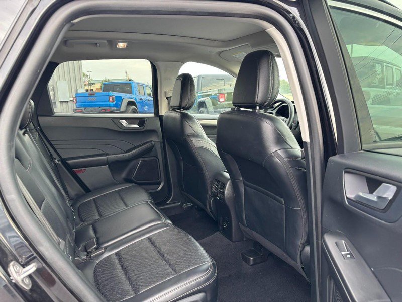Used 2021 Ford Escape SEL FWD image 12