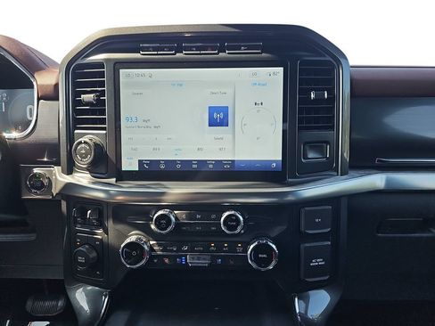 Used 2022 Ford F150 Lariat w/ Equipment Group 502A High AWD/4WD image 19
