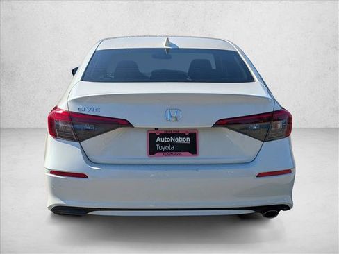 Used 2024 Honda Civic Sport image 8